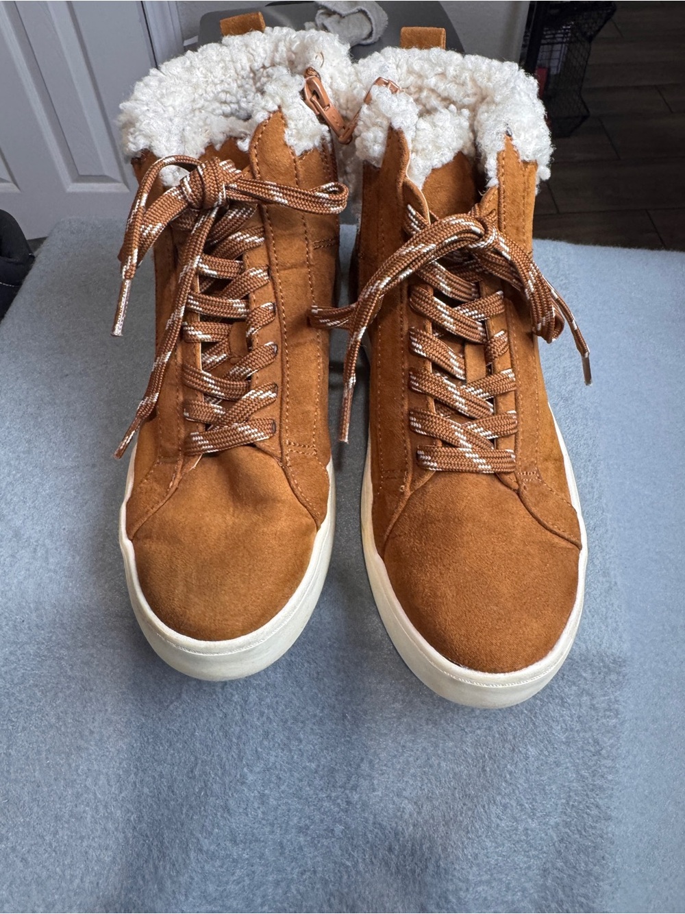 Women's Tan‎ Suede High-Top Sneakers with Shearling Collar